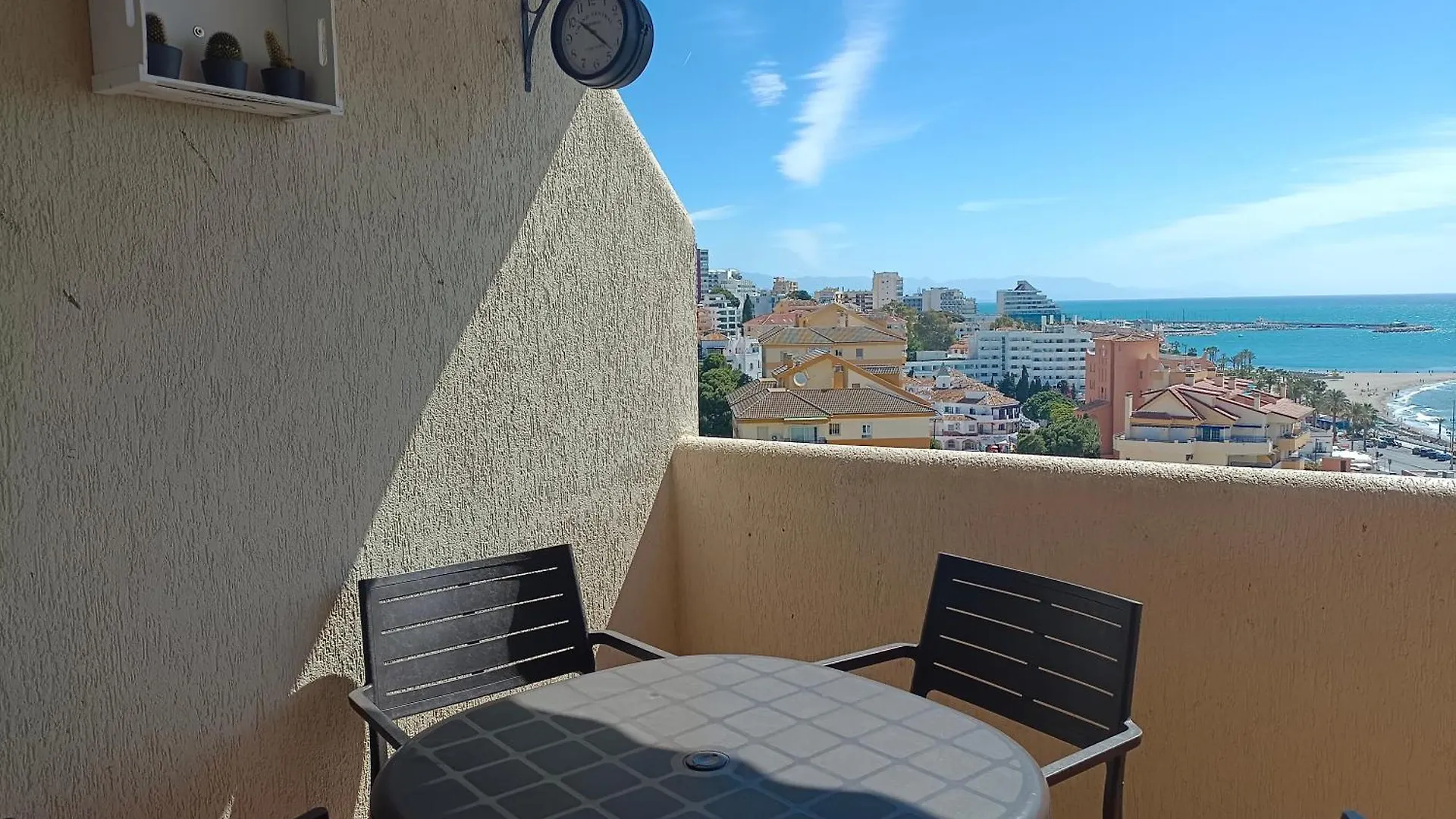 Estudio Con Vistas En Primera Linea De Playa Benalmádena 0*,