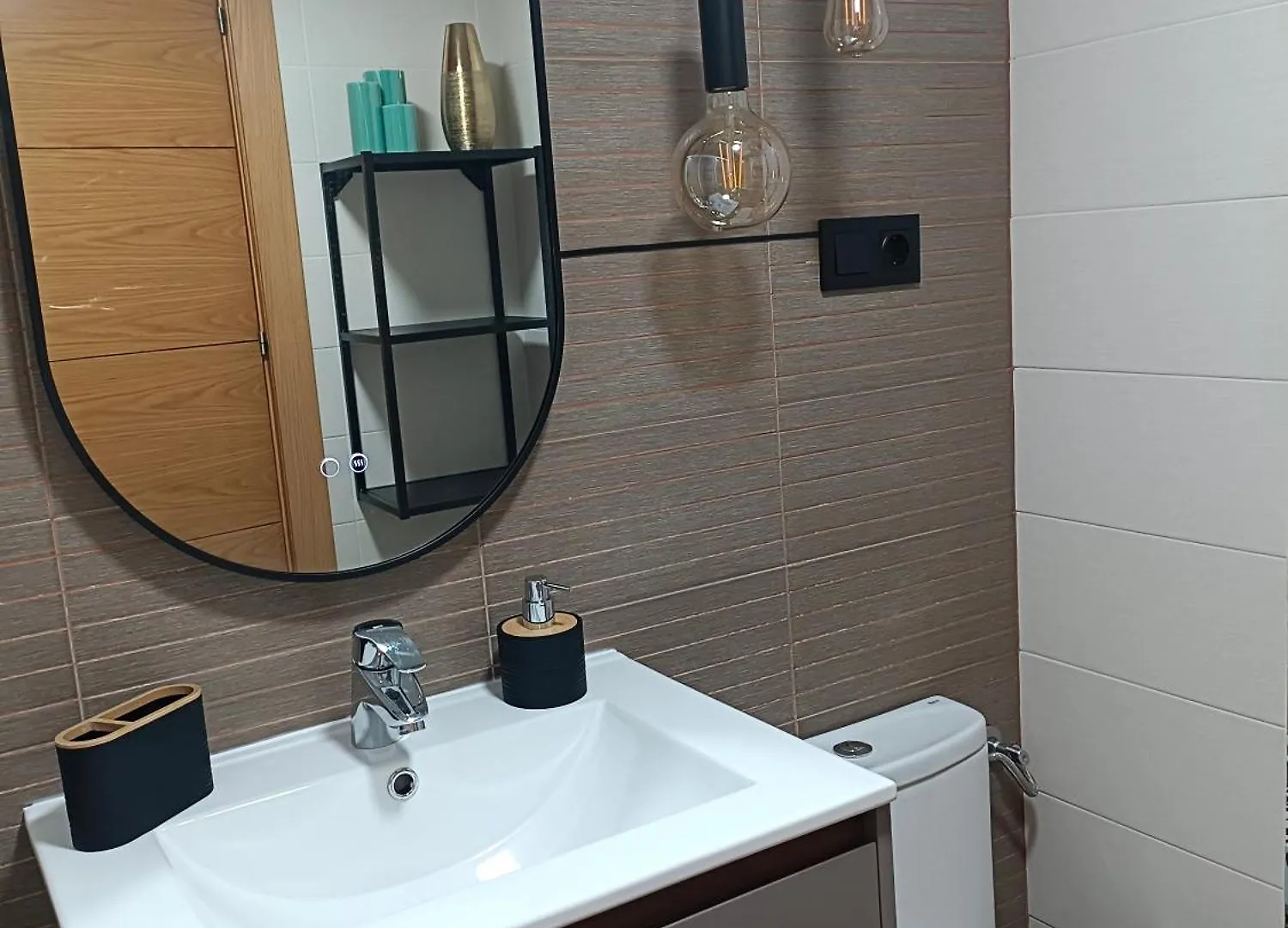 Apartment Estudio Con Vistas En Primera Linea De Playa Benalmadena