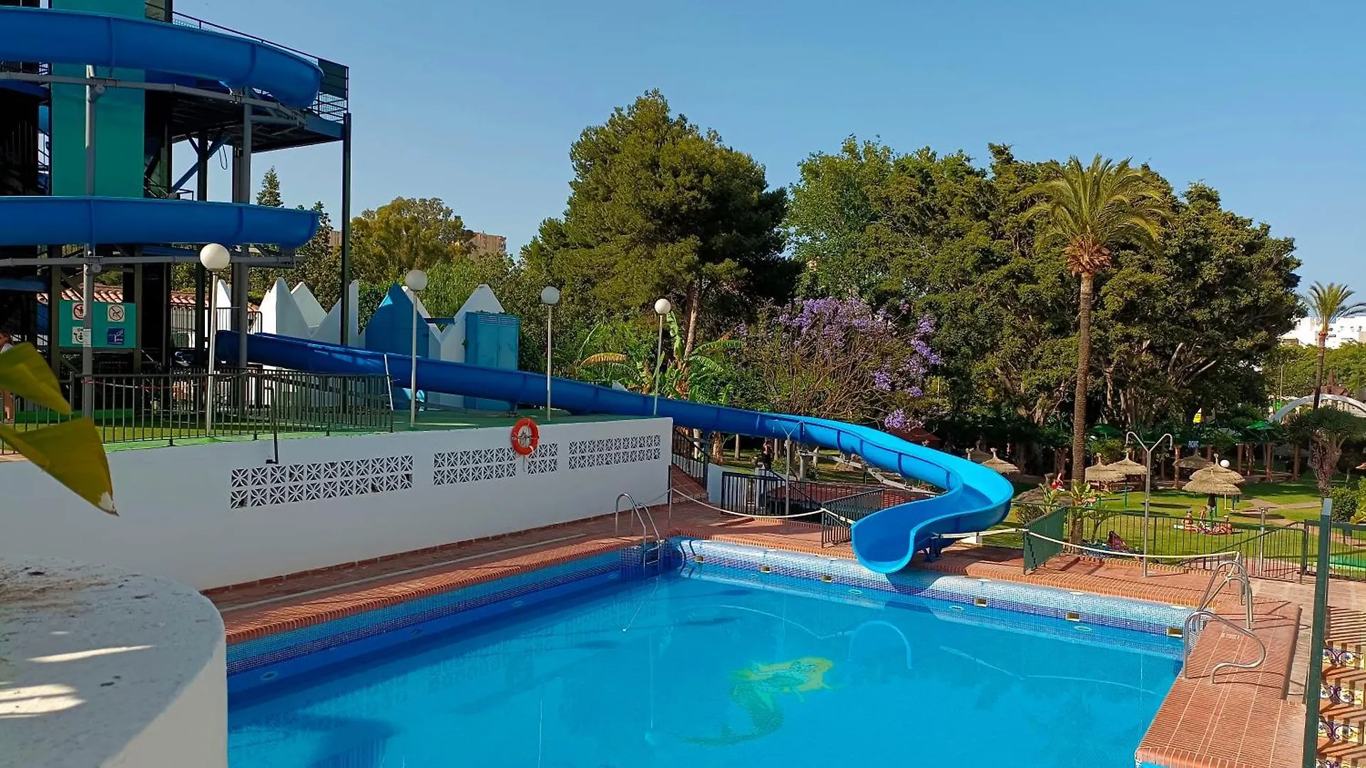 Estudio Con Vistas En Primera Linea De Playa Benalmadena